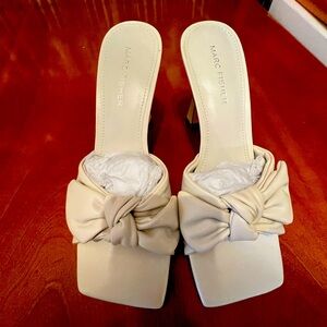 Women’s size 8M Marc Fisher Demar ivory box is damaged will ship in generic box